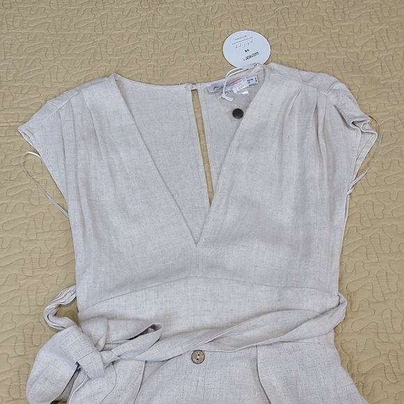 Petal & Pup Layla Linen button front dress size 2 - Picture 7 of 13